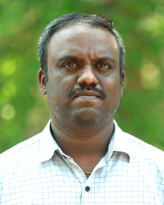 Dr Amalraj M