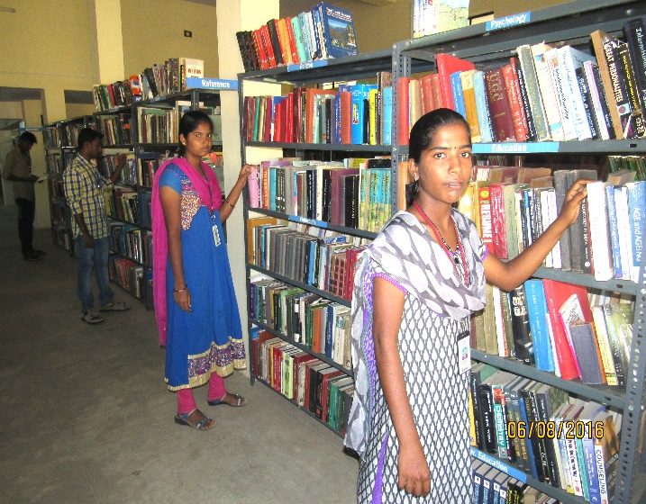 AAC Library Photo Q