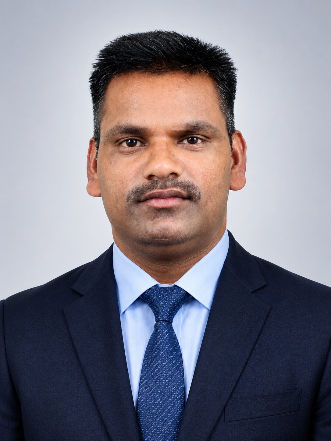 Mr. GNANAGURU R